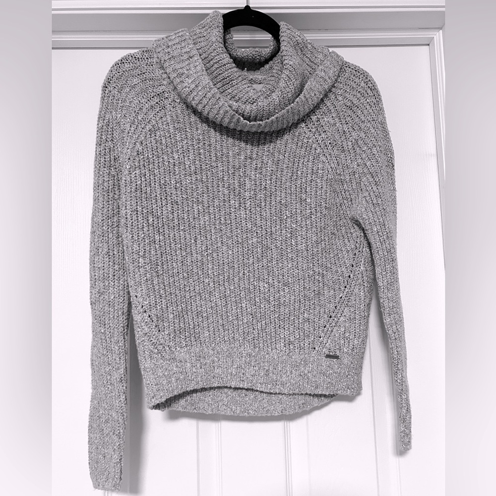 Light gray turtleneck sweater